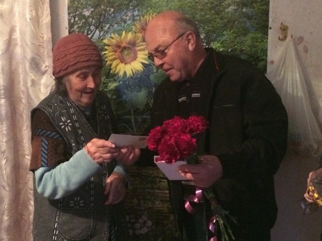 AF0AB73B-70F0-4C87-8ED8-B3CBC2E6383E