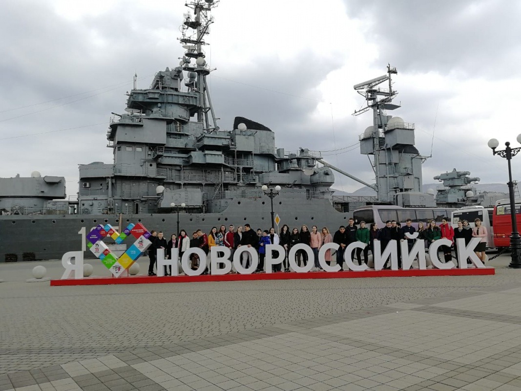 D32187B5-078F-41E0-BE76-3C18DBFB36EE