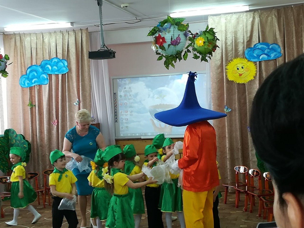 8585B1FA-58A1-4221-B723-75951117F9A5