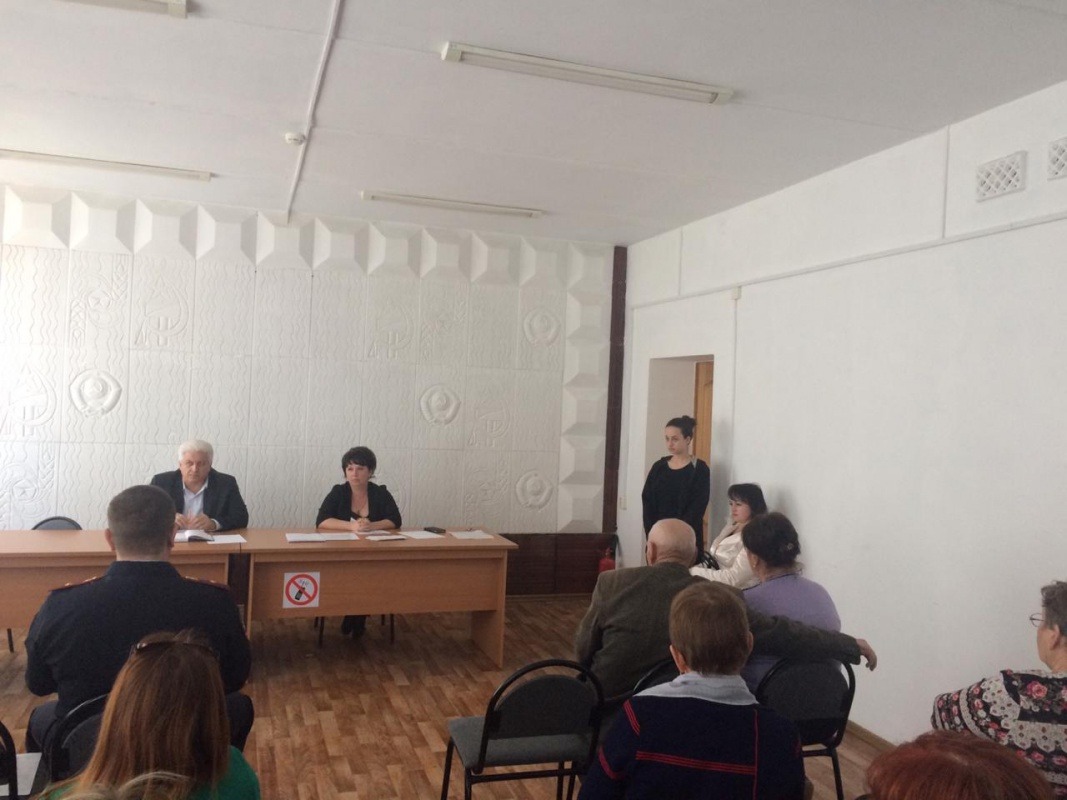 2D1B944E-D4D8-437E-B844-47A6F5C7E8E6