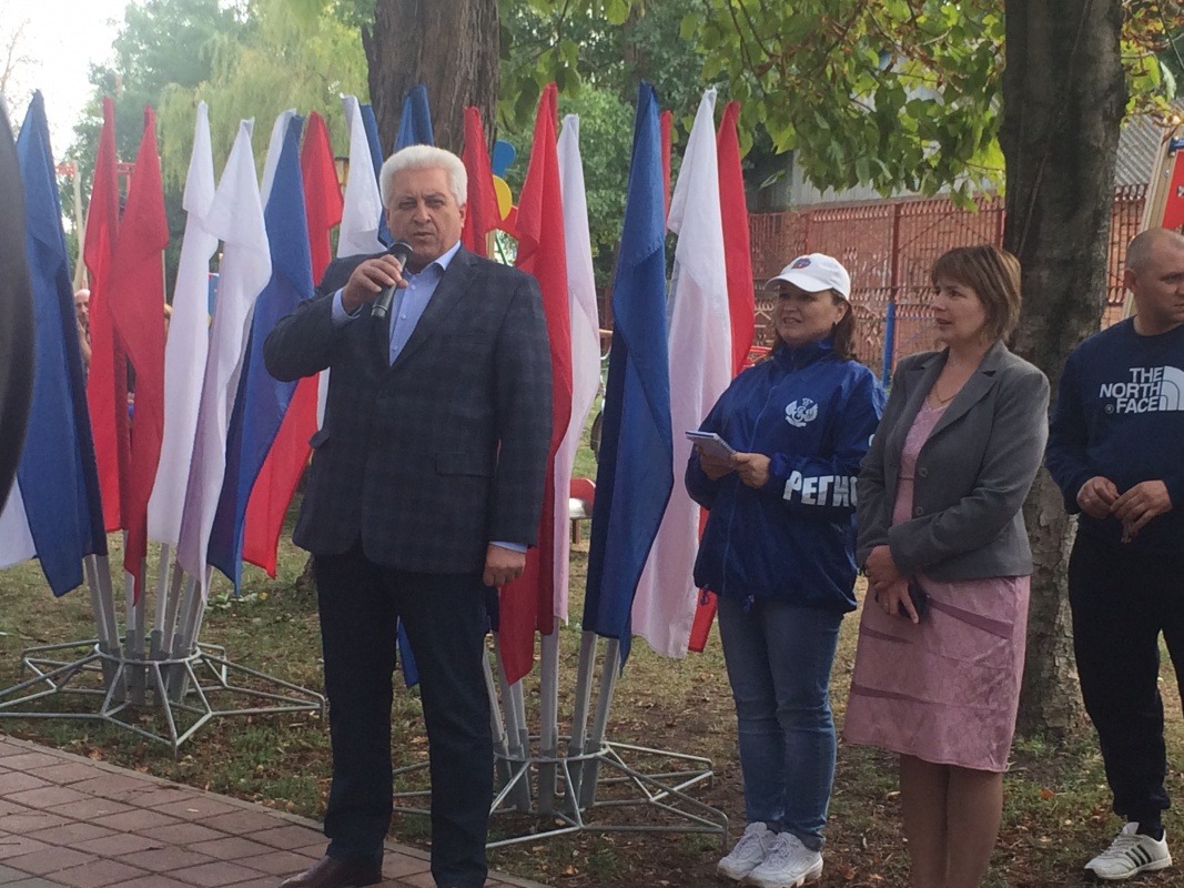 C72E7E91-F5BC-47FD-9555-5AF5B78DE84A