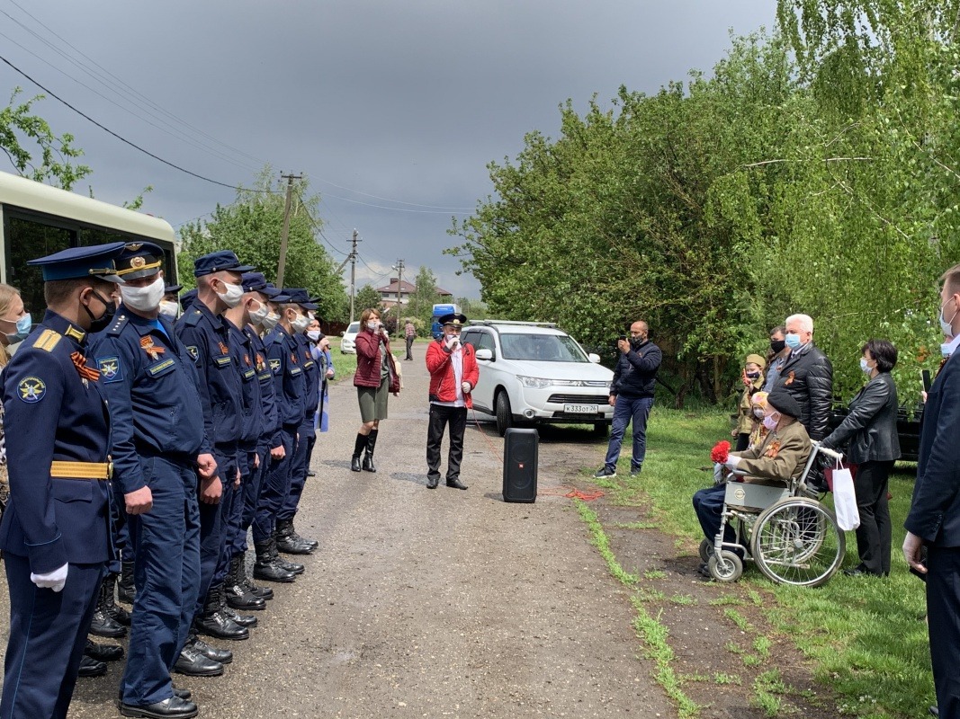 26EF8AB9-FA99-4A4D-A23D-81D29110B268