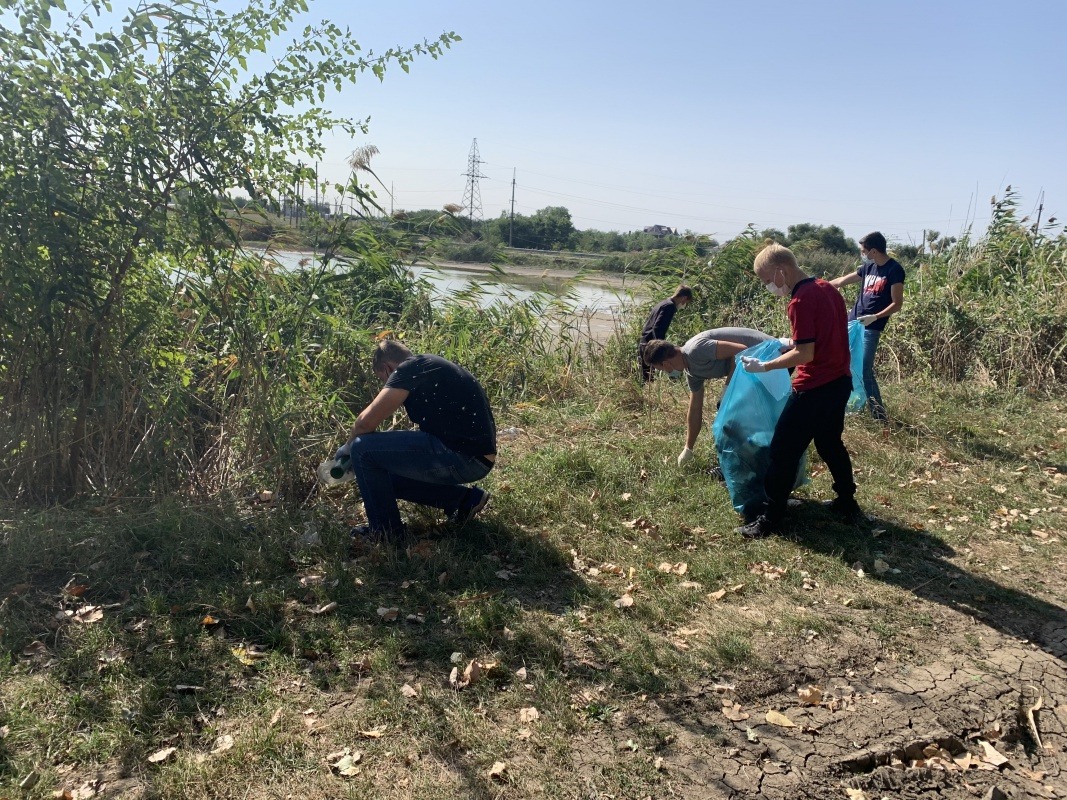 2948692F-1E1B-4C0B-90BE-54D68E202138