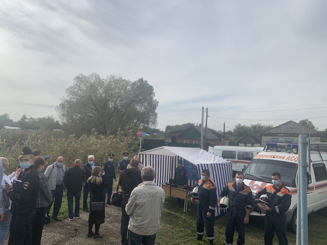 D3EFEFC3-1364-4EB2-BA55-310D688BC111