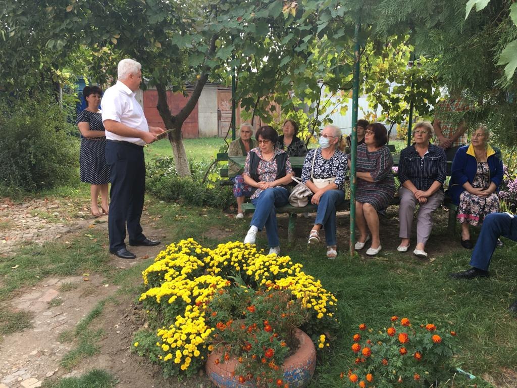 68F9EA42-0EA5-4C2C-91A3-F44AE63DCECC