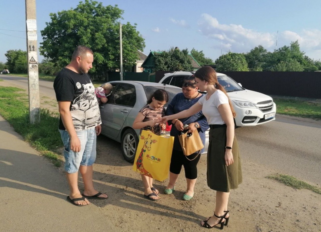 31.05.21_Оказали помощь пострадавшей от пожара семье 1