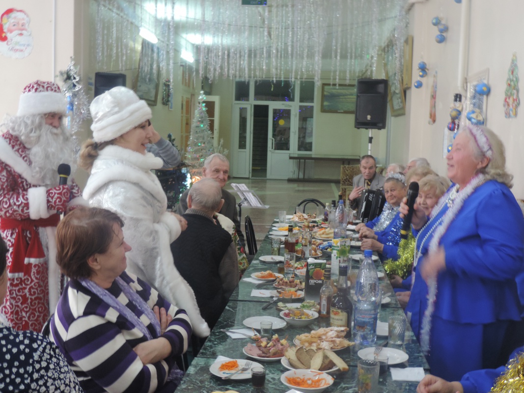 Клуб «Золотой возраст приглашает друзей»...
