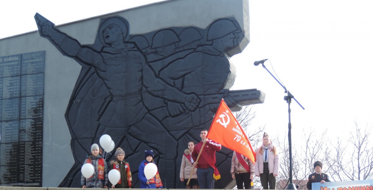 Торжественный митинг памяти, посвященный освобождению станицы Платнировской