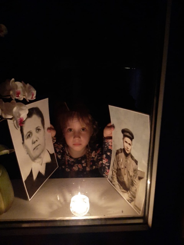 Всероссийские акции к 75-летию Победы в Великой Отечественной войне «Окна Победы»,«Свеча Памяти»,