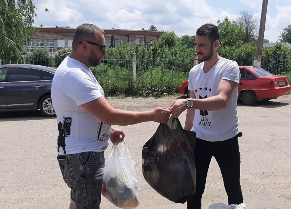 Оказали помощь пострадавшей от пожара семье