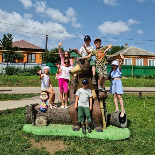 Коллектив художественного чтения "Сказка" экскурсия "Летнее путешествие"